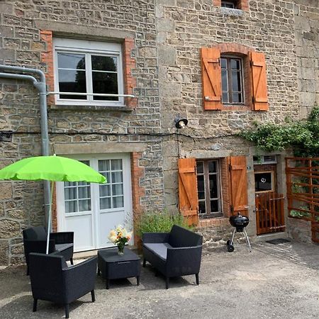 Doxie Cottage Saint-Chabrais Екстериор снимка