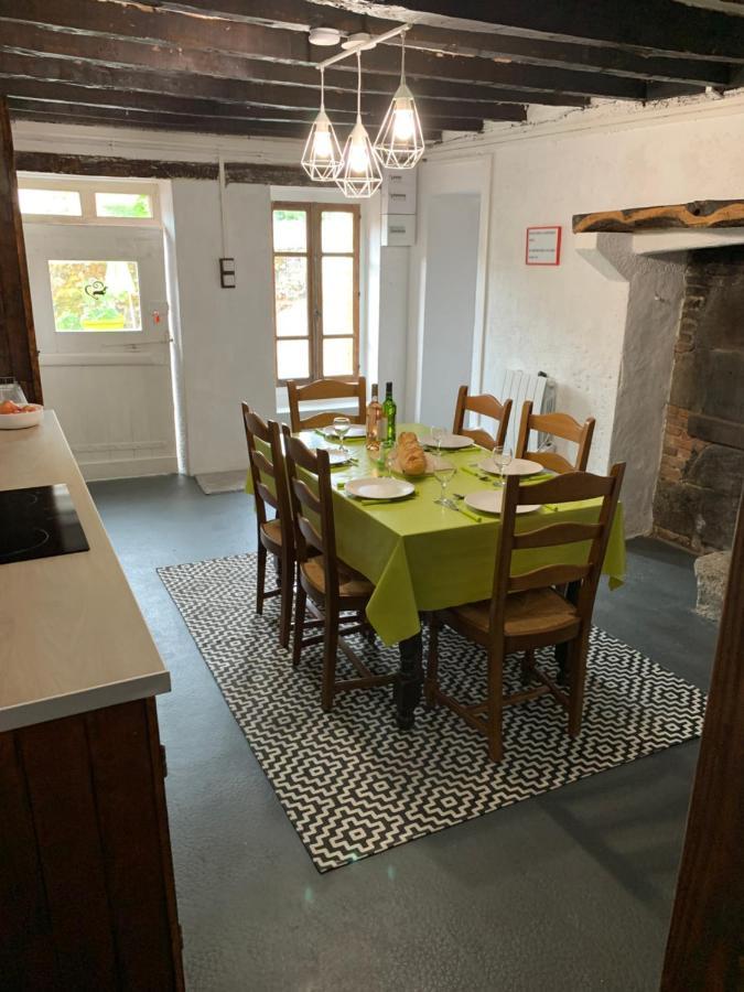 Doxie Cottage Saint-Chabrais Екстериор снимка