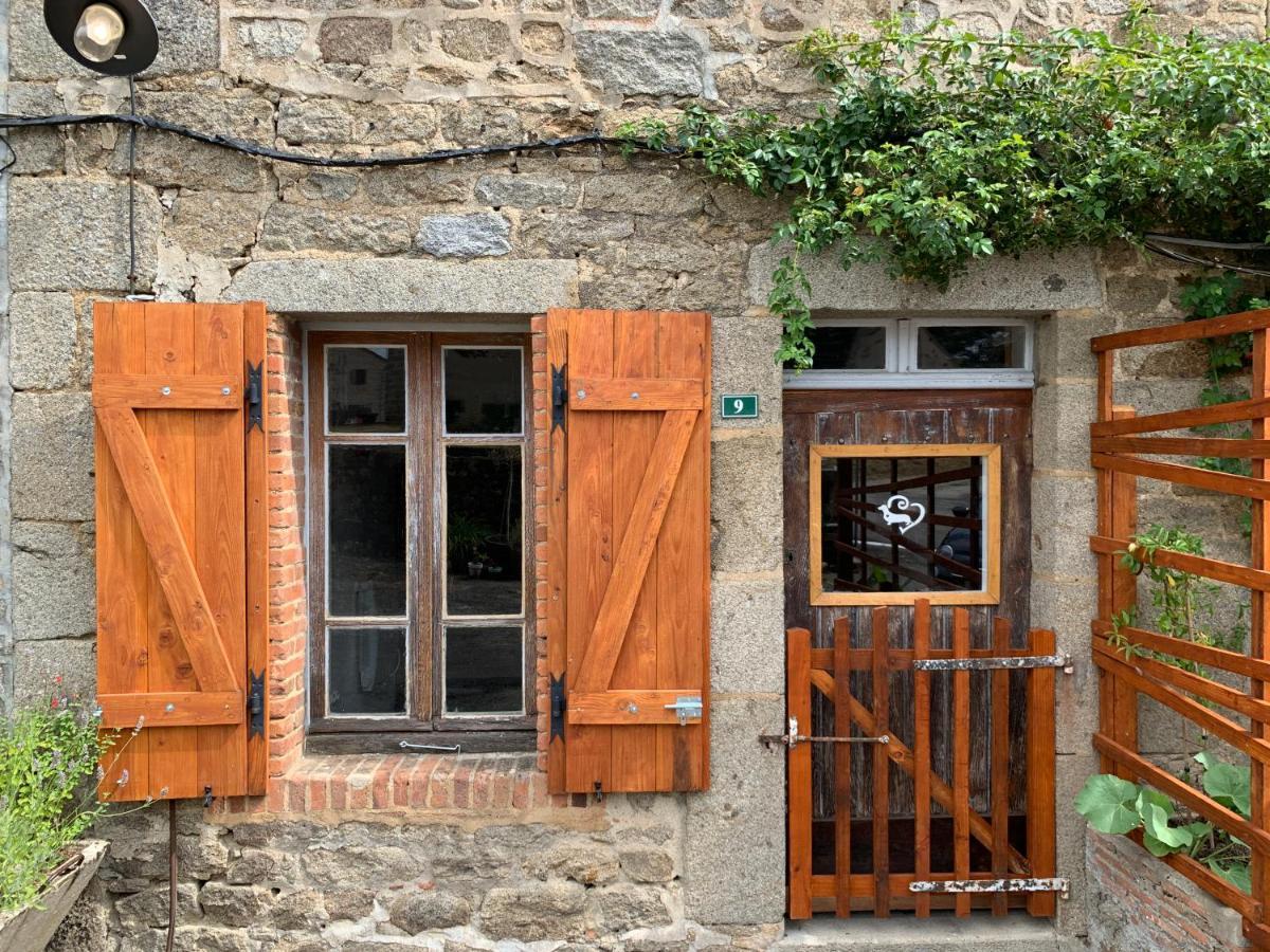 Doxie Cottage Saint-Chabrais Екстериор снимка