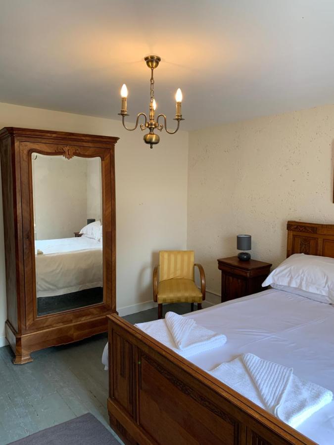 Doxie Cottage Saint-Chabrais Екстериор снимка